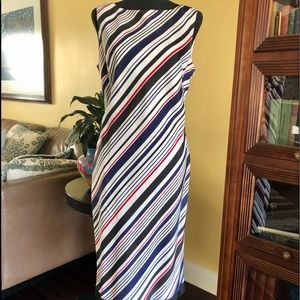 M. Boutique 💯% silk dress - size 10